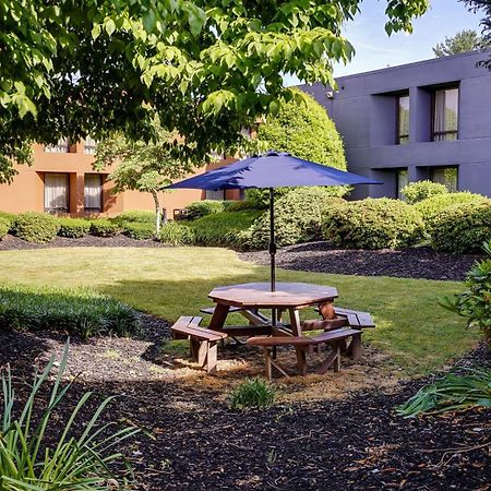 Clarion Inn Asheville Airport Fletcher Ngoại thất bức ảnh