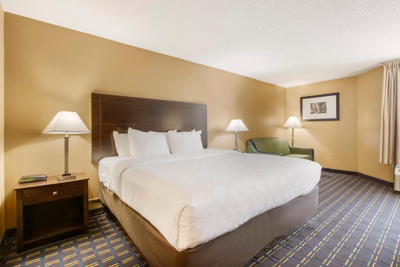 Clarion Inn Asheville Airport Fletcher Ngoại thất bức ảnh