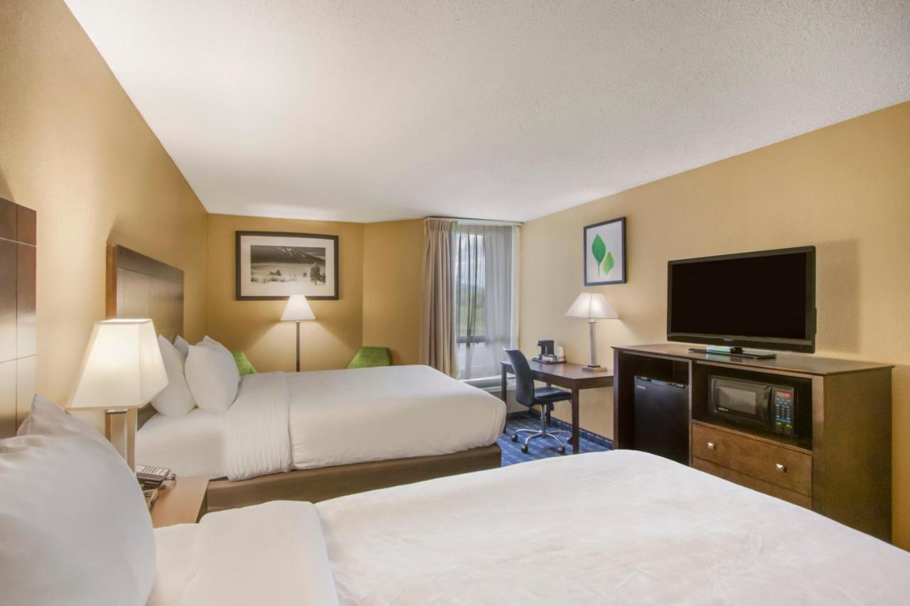 Clarion Inn Asheville Airport Fletcher Ngoại thất bức ảnh