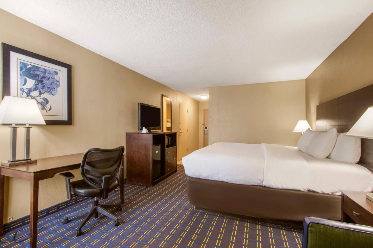 Clarion Inn Asheville Airport Fletcher Ngoại thất bức ảnh