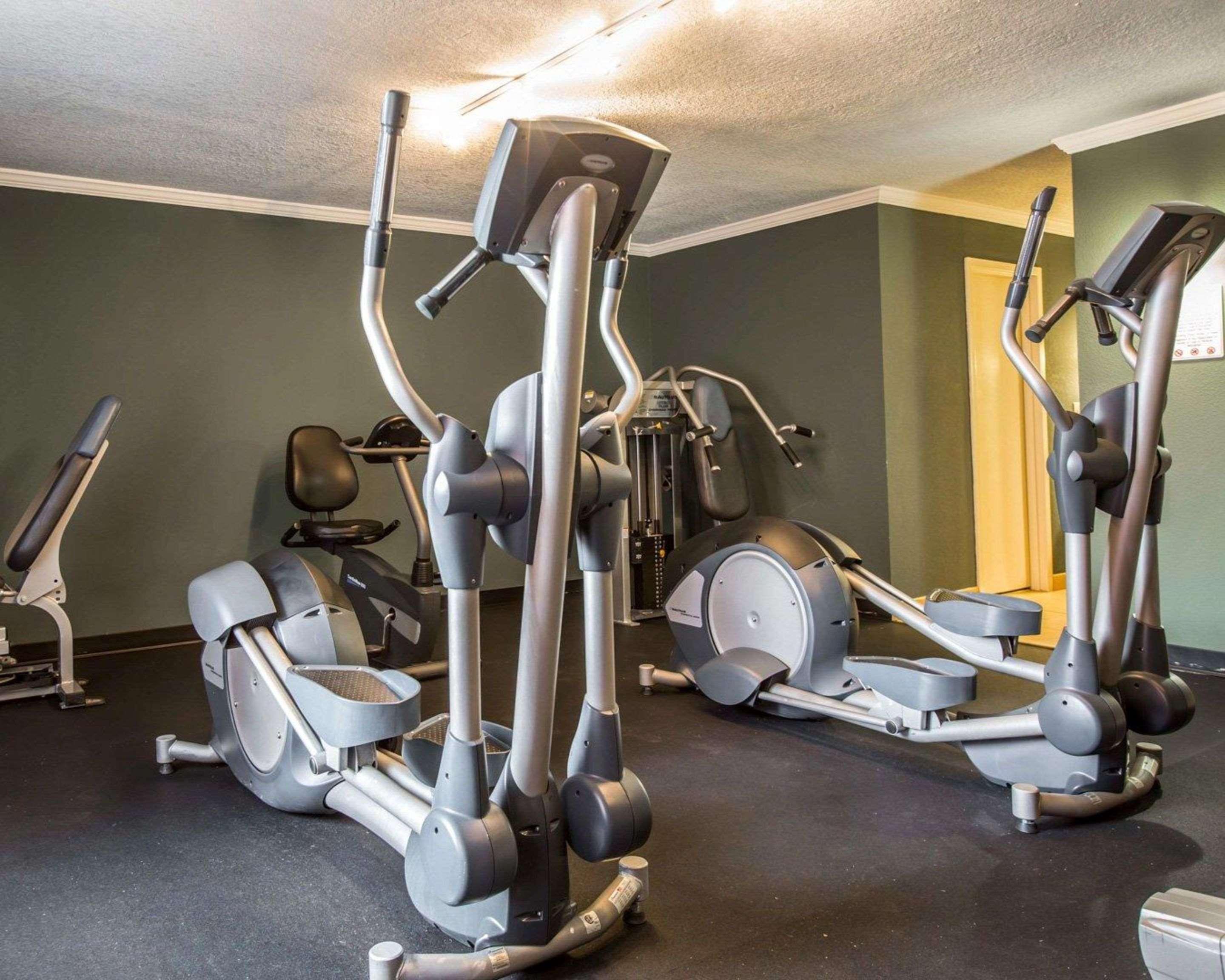 Clarion Inn Asheville Airport Fletcher Ngoại thất bức ảnh