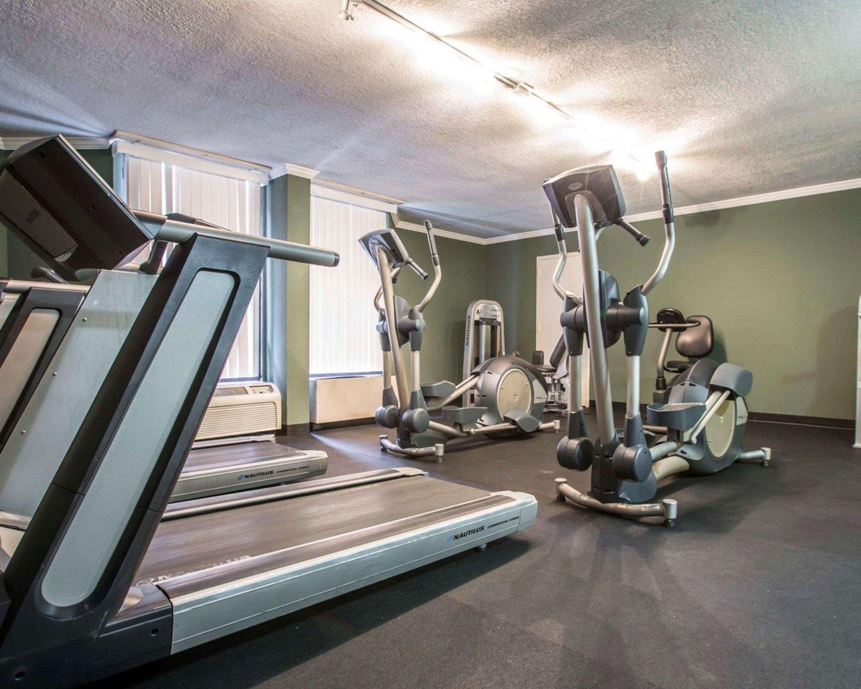 Clarion Inn Asheville Airport Fletcher Ngoại thất bức ảnh