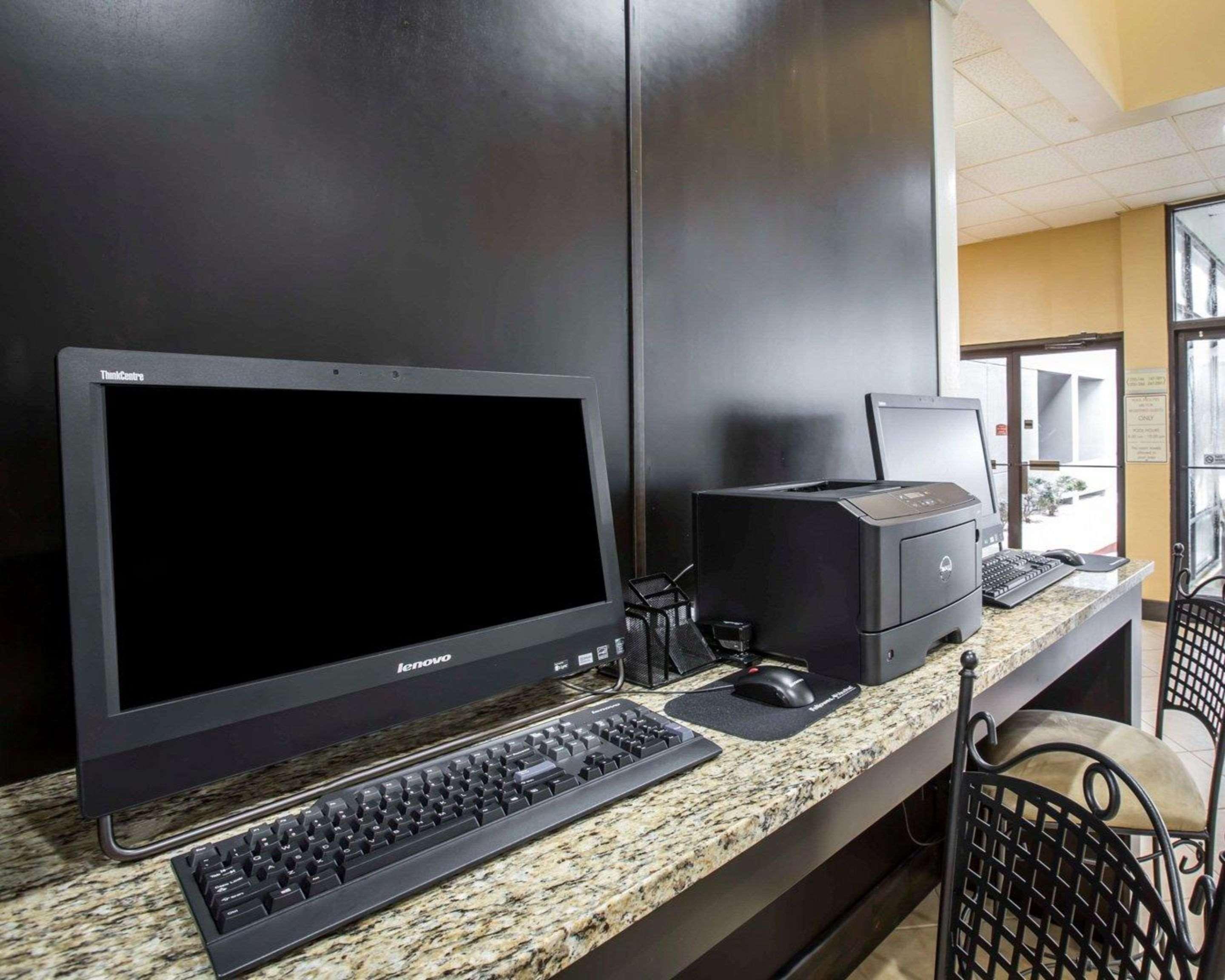Clarion Inn Asheville Airport Fletcher Ngoại thất bức ảnh