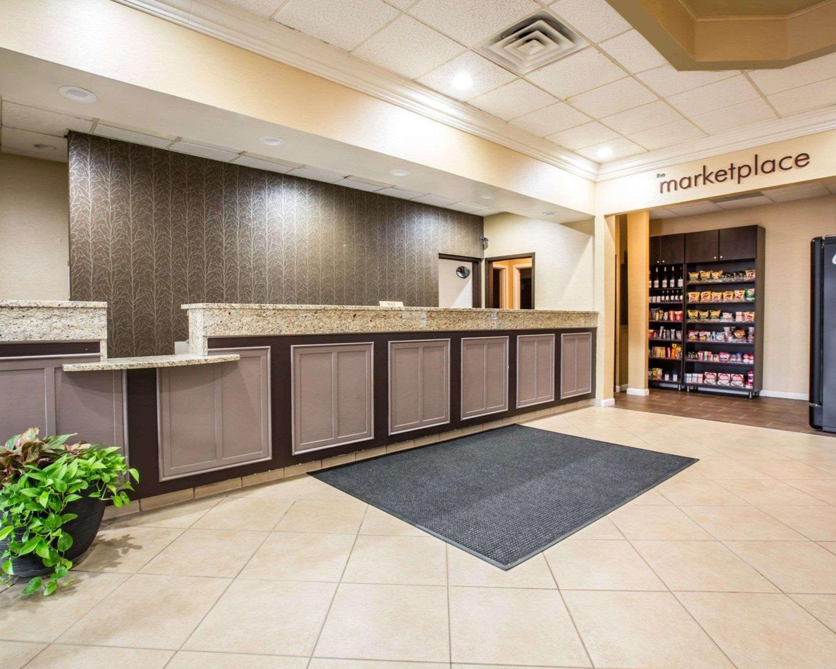 Clarion Inn Asheville Airport Fletcher Ngoại thất bức ảnh