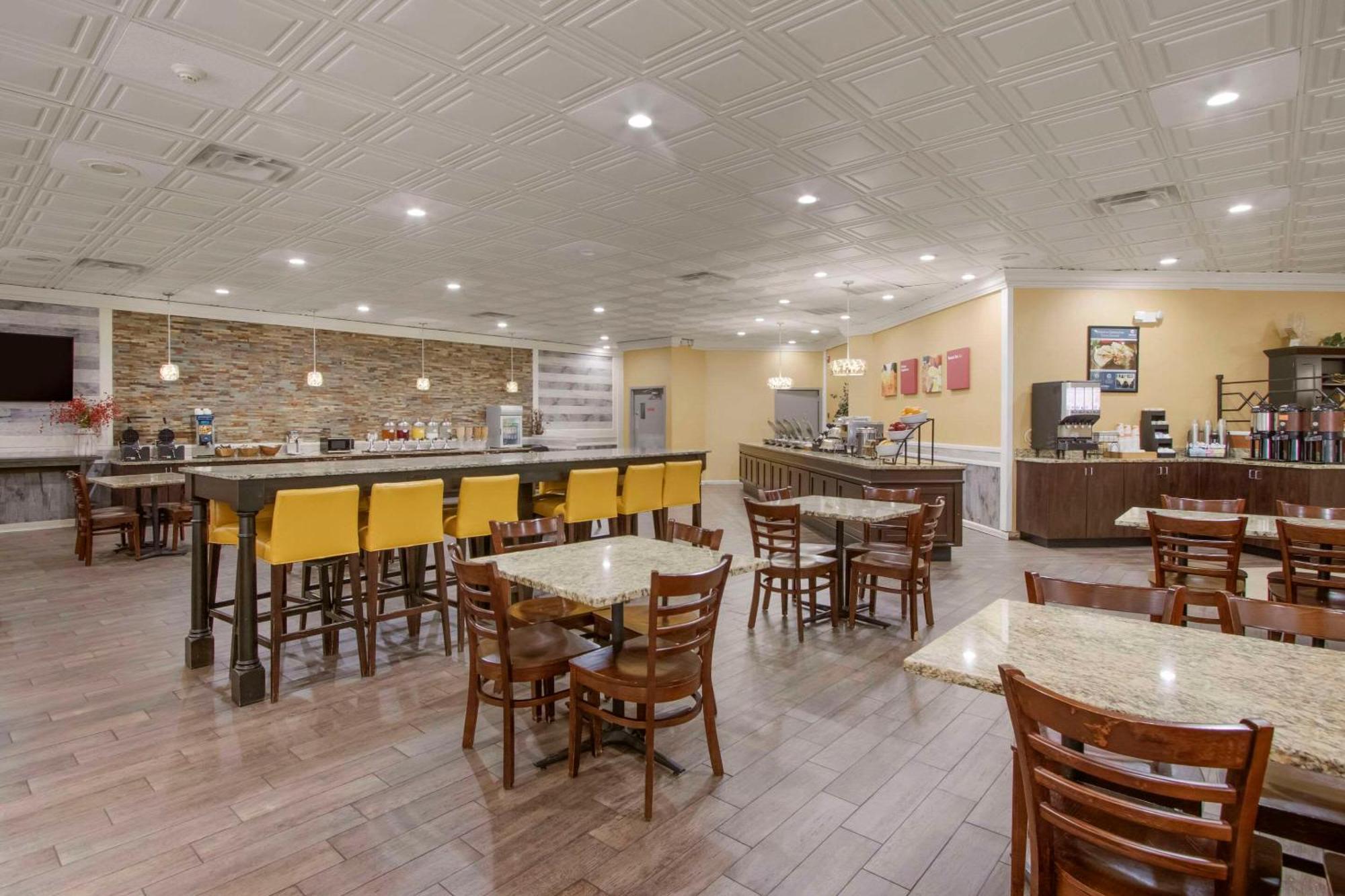 Clarion Inn Asheville Airport Fletcher Ngoại thất bức ảnh