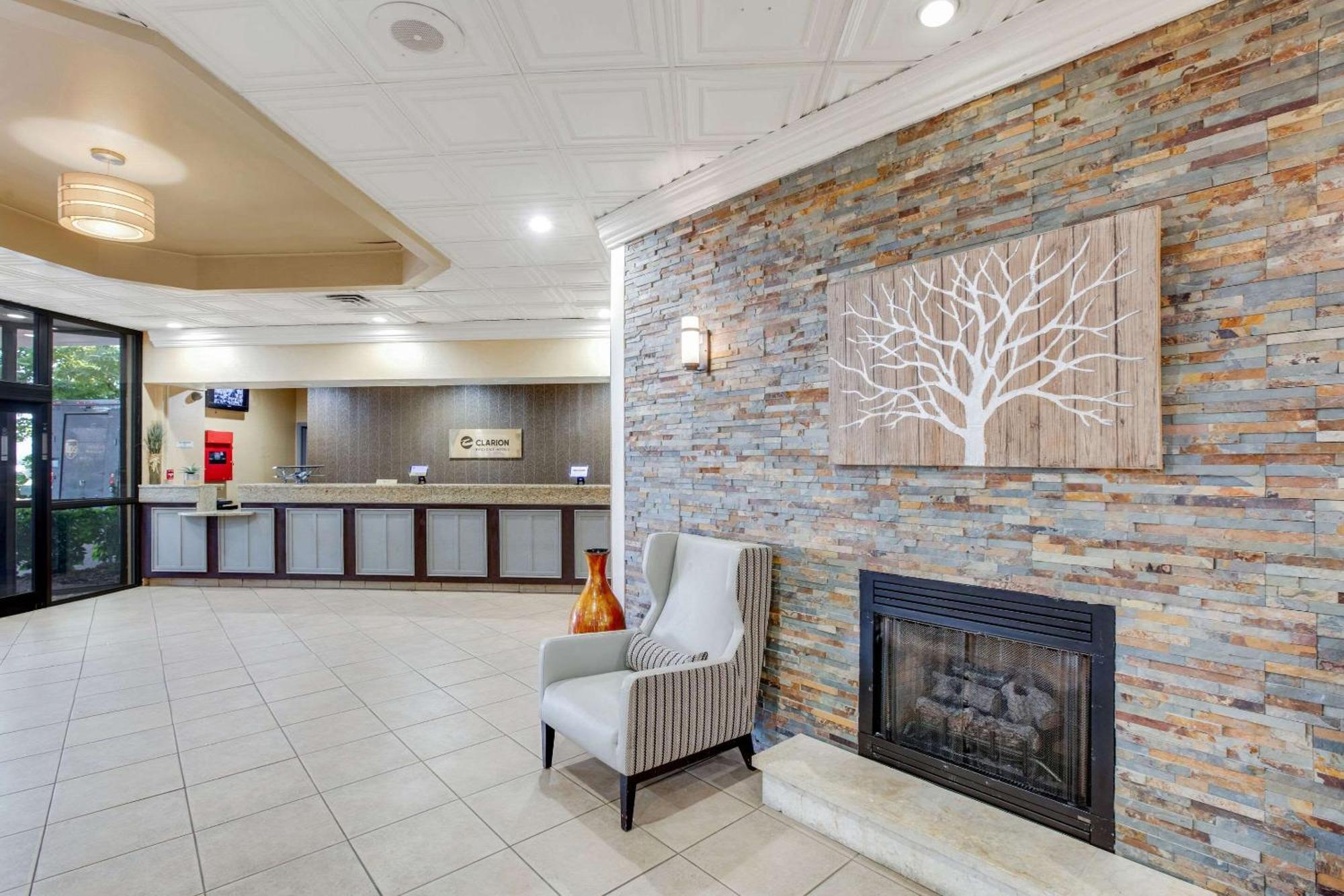 Clarion Inn Asheville Airport Fletcher Ngoại thất bức ảnh