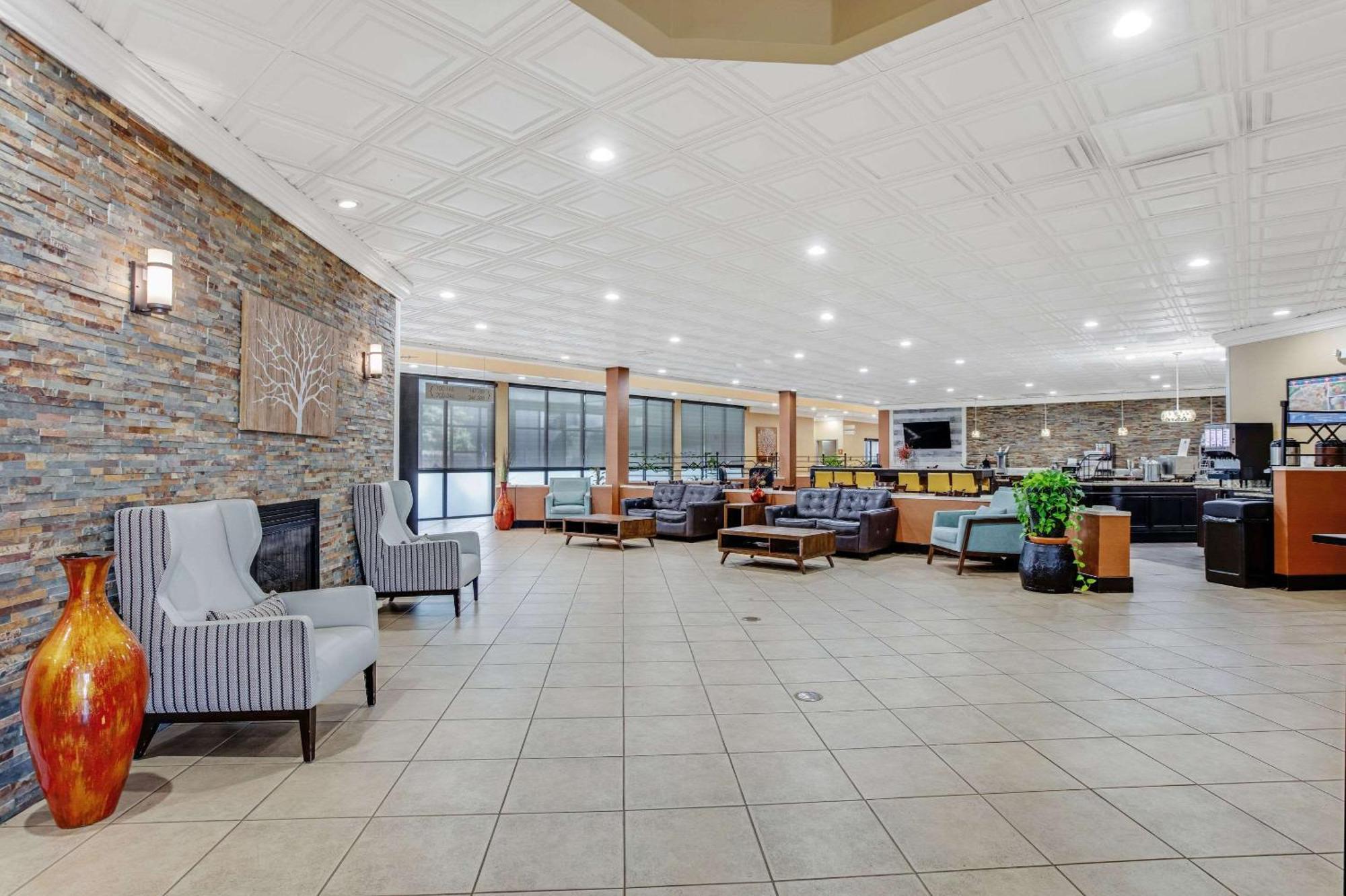 Clarion Inn Asheville Airport Fletcher Ngoại thất bức ảnh