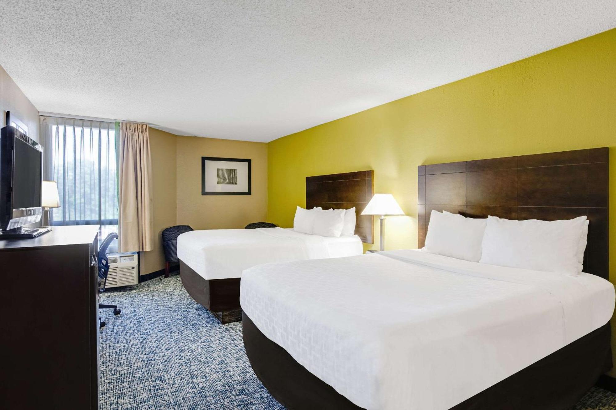 Clarion Inn Asheville Airport Fletcher Ngoại thất bức ảnh