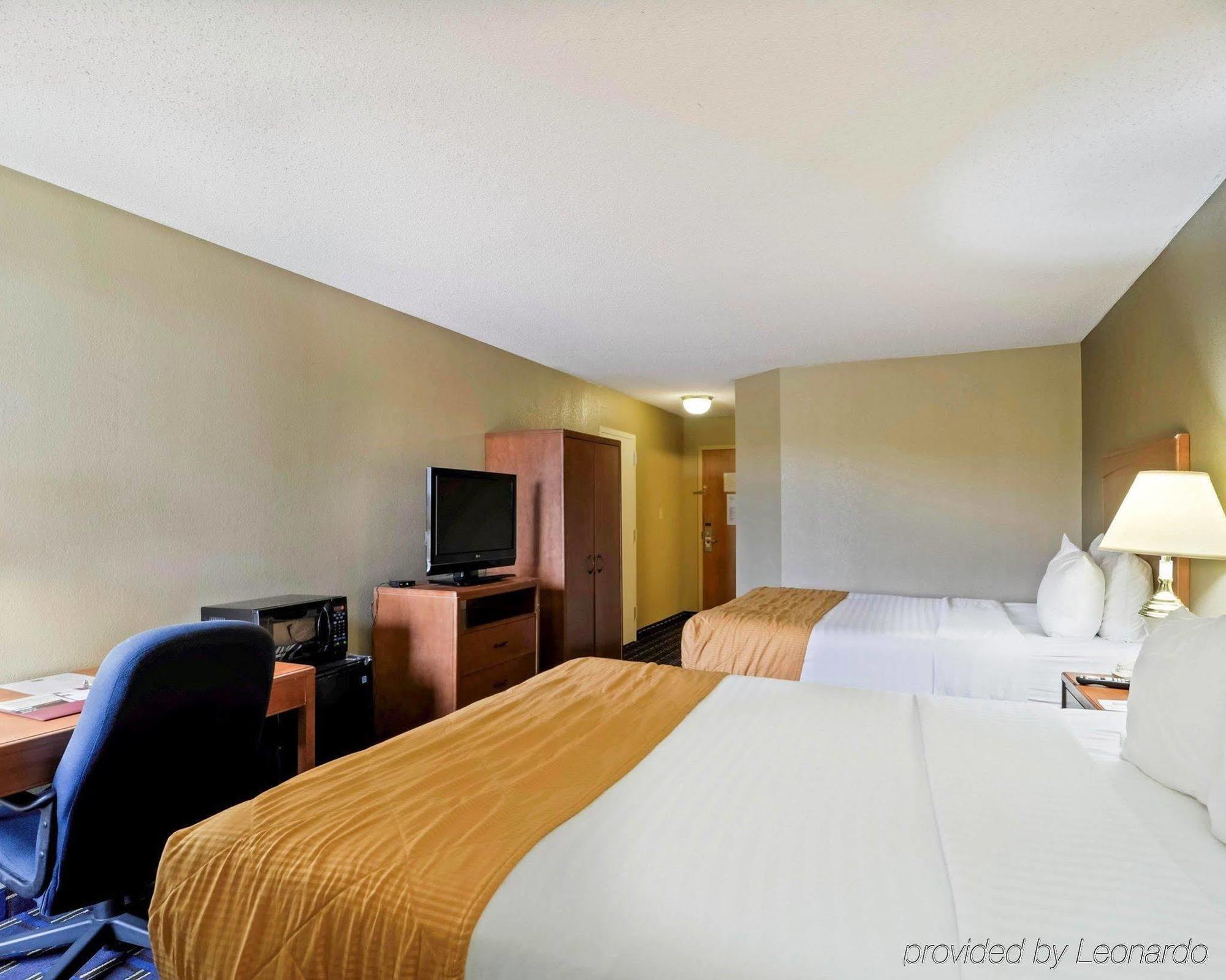 Clarion Inn Asheville Airport Fletcher Ngoại thất bức ảnh